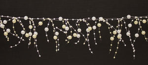 Guirnalda de perlas Blanco/Crema 152.4 cm - Eugenia's Gifts Accents